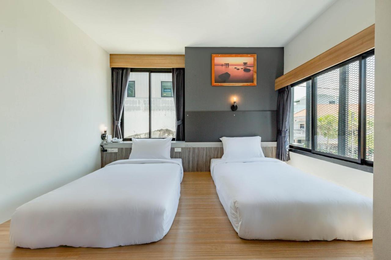 Hotel The Blue C Donsak Surat Thani Exterior foto