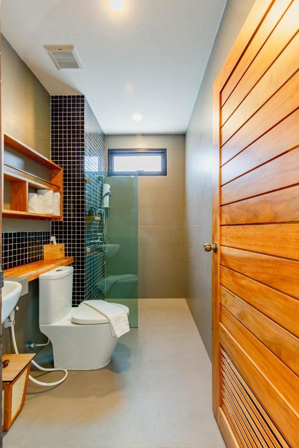 Hotel The Blue C Donsak Surat Thani Exterior foto