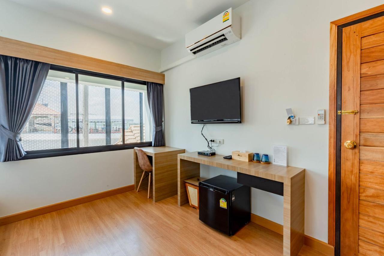 Hotel The Blue C Donsak Surat Thani Exterior foto